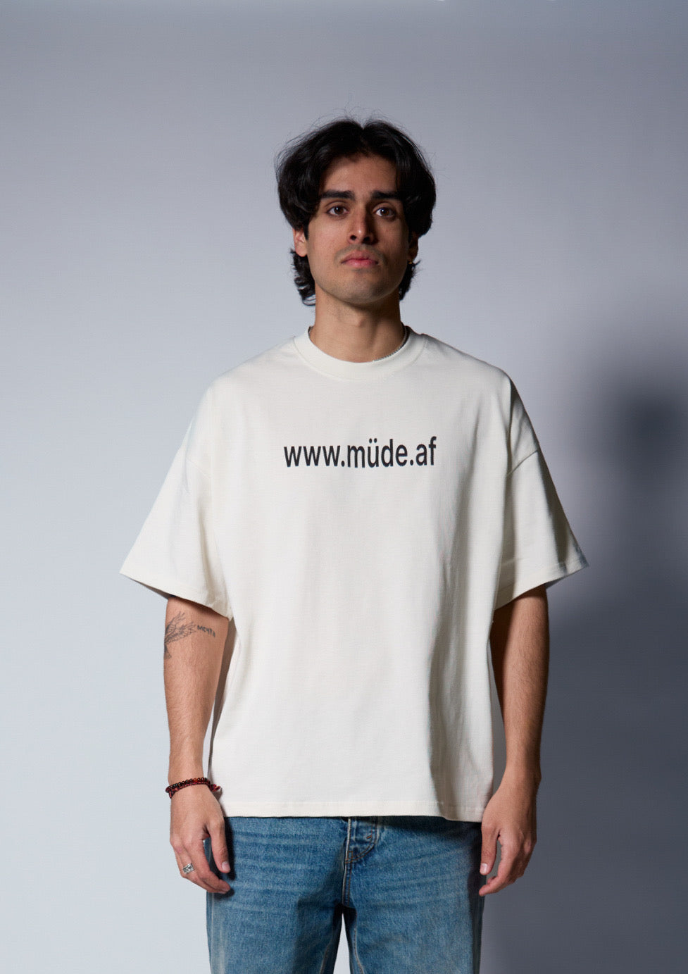 MÜDE AF TEE