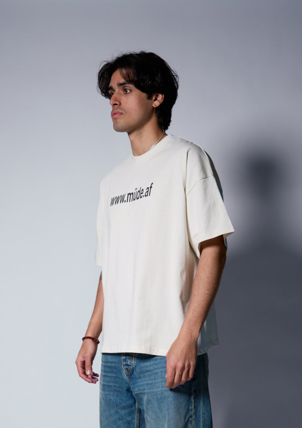 MÜDE AF TEE