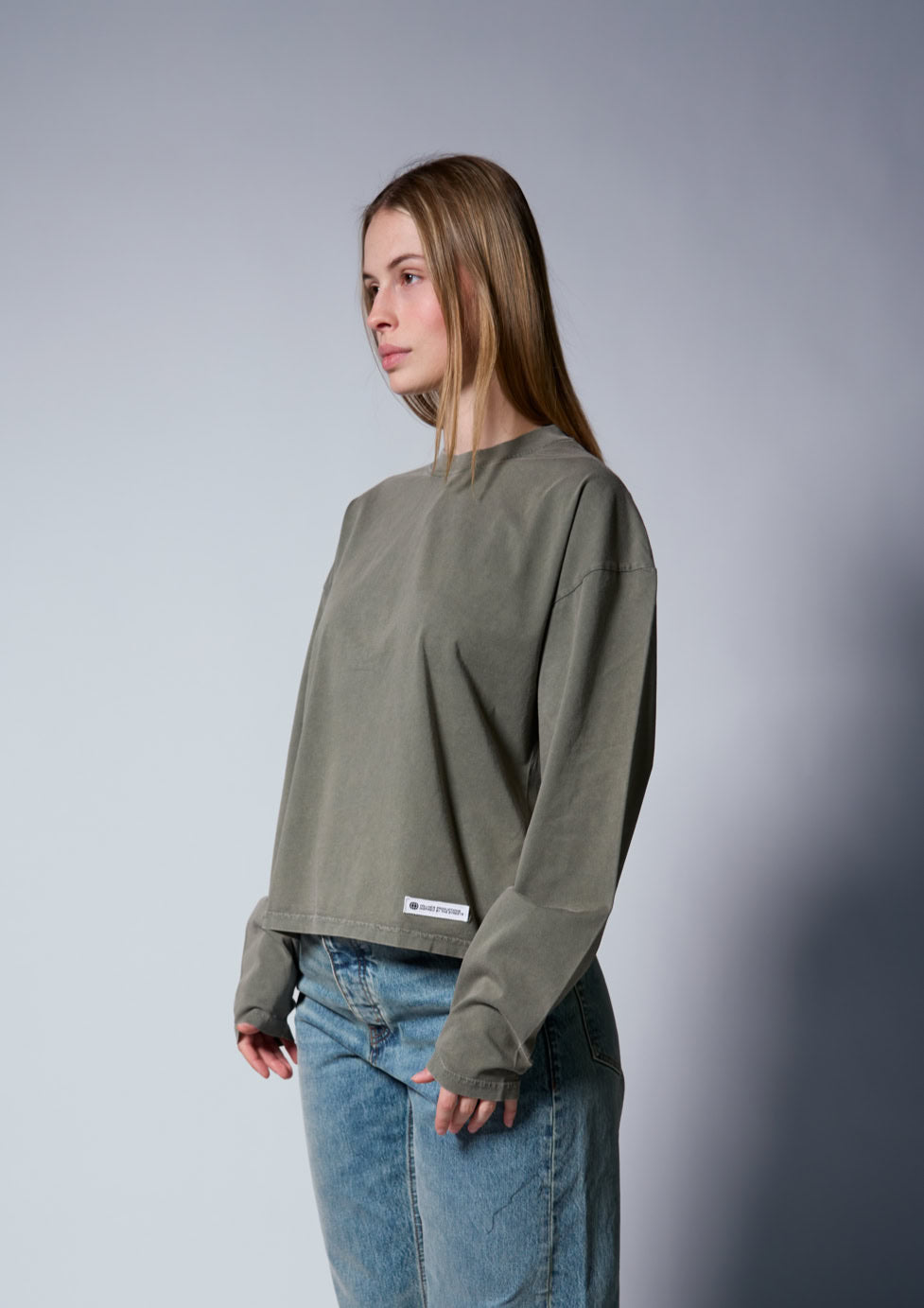 SIGNATURE LONGSLEEVE TEE