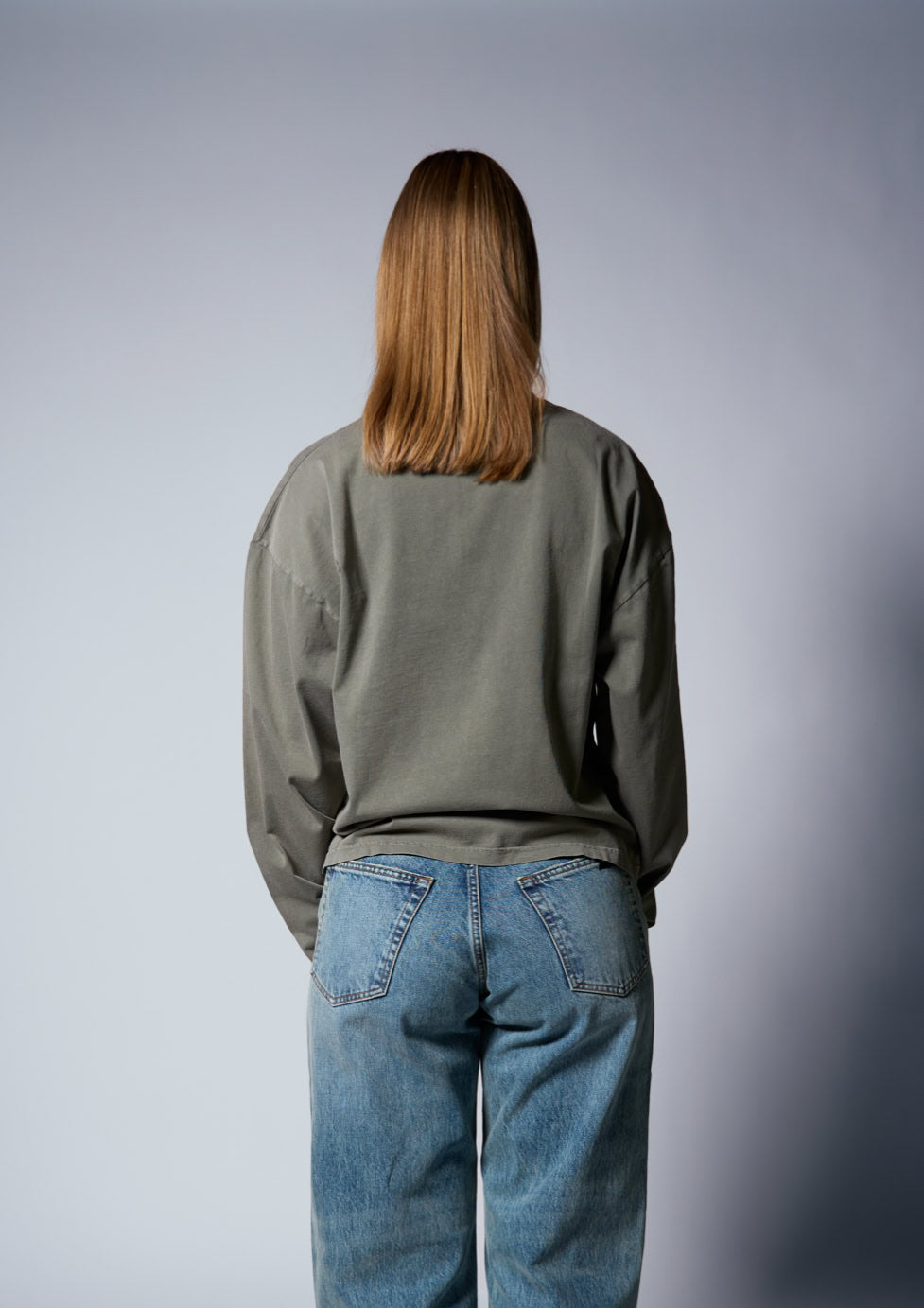 SIGNATURE LONGSLEEVE TEE