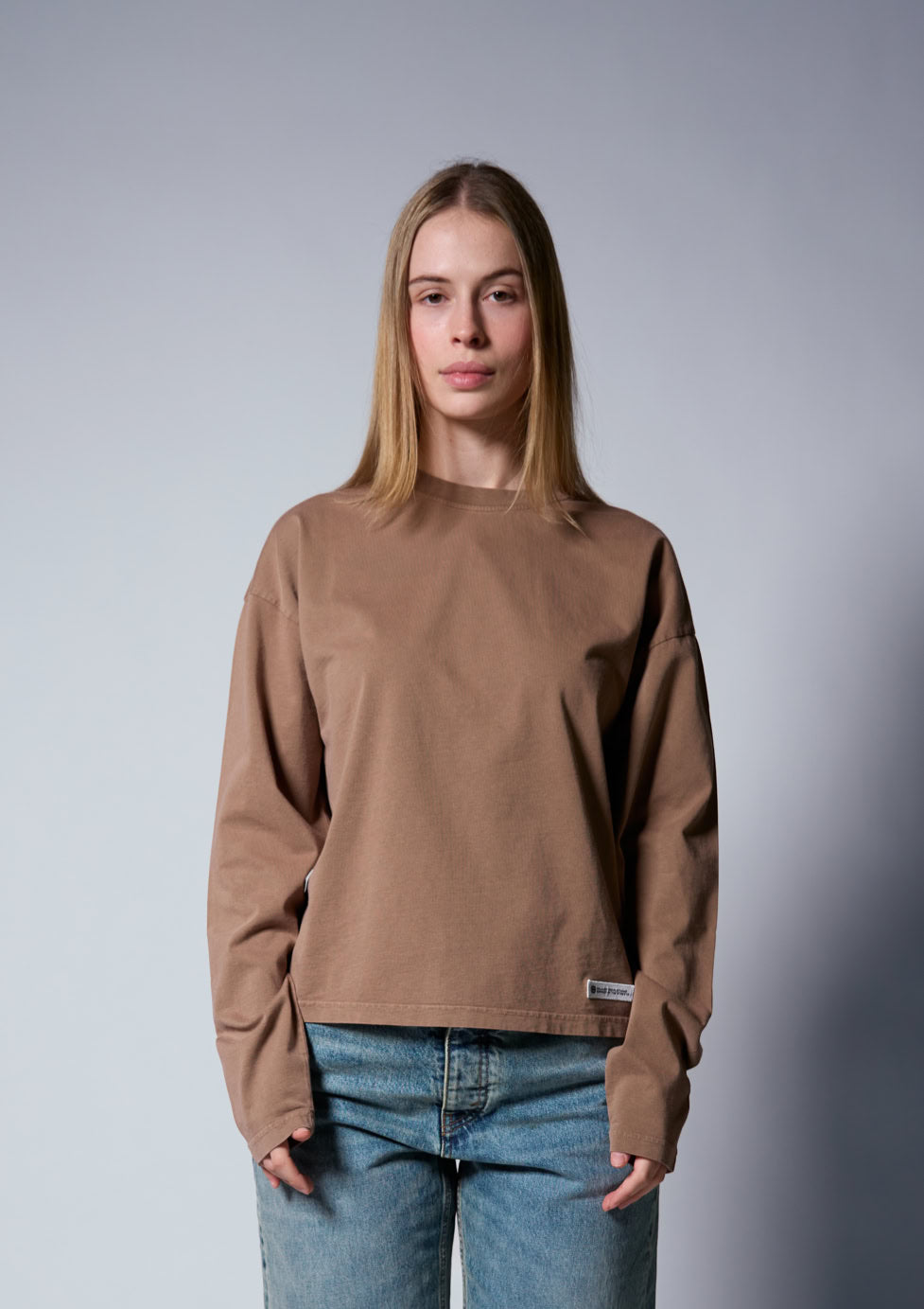 SIGNATURE LONGSLEEVE TEE